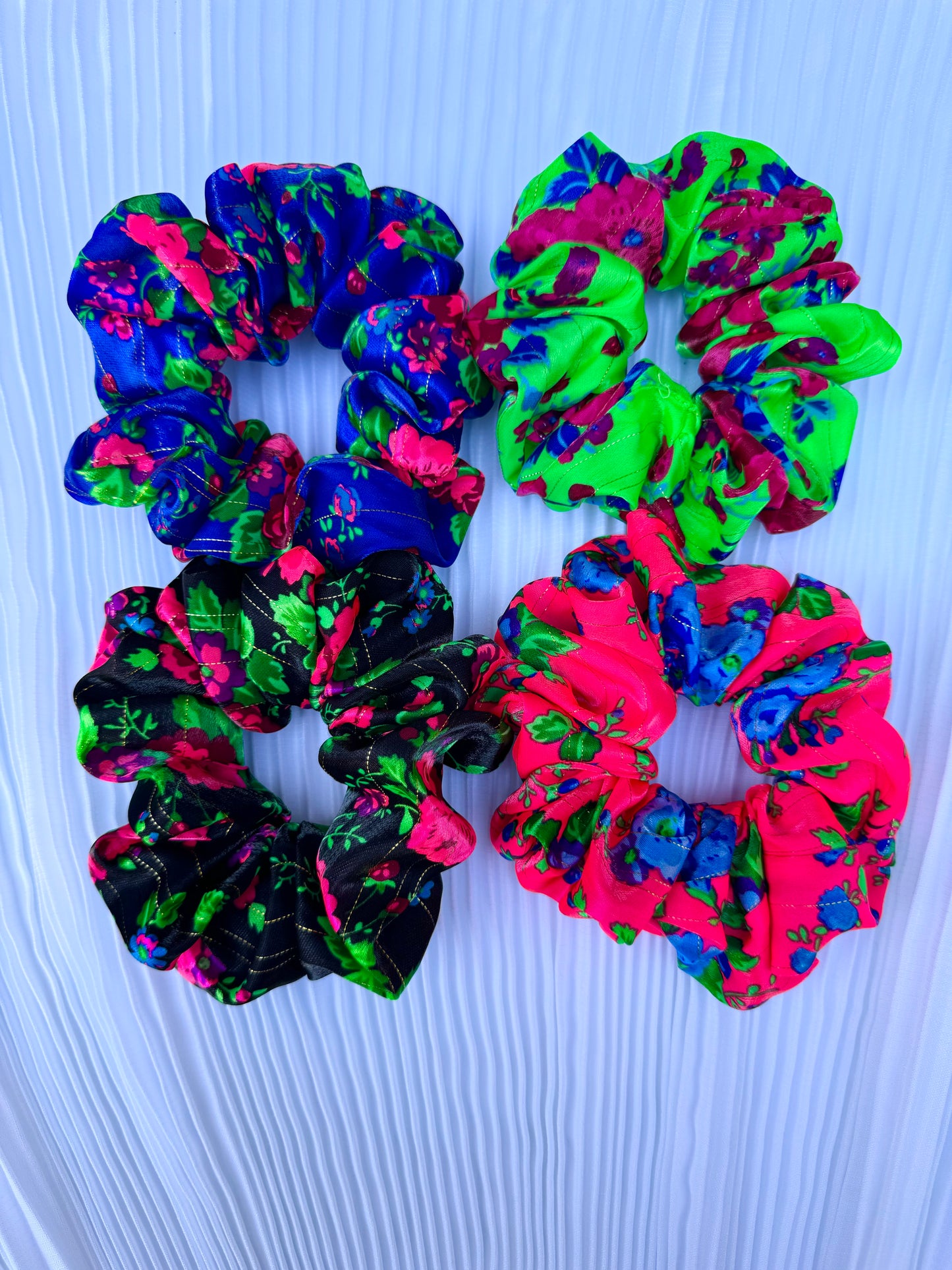 F5 California Lis Loos Scrunchie Set