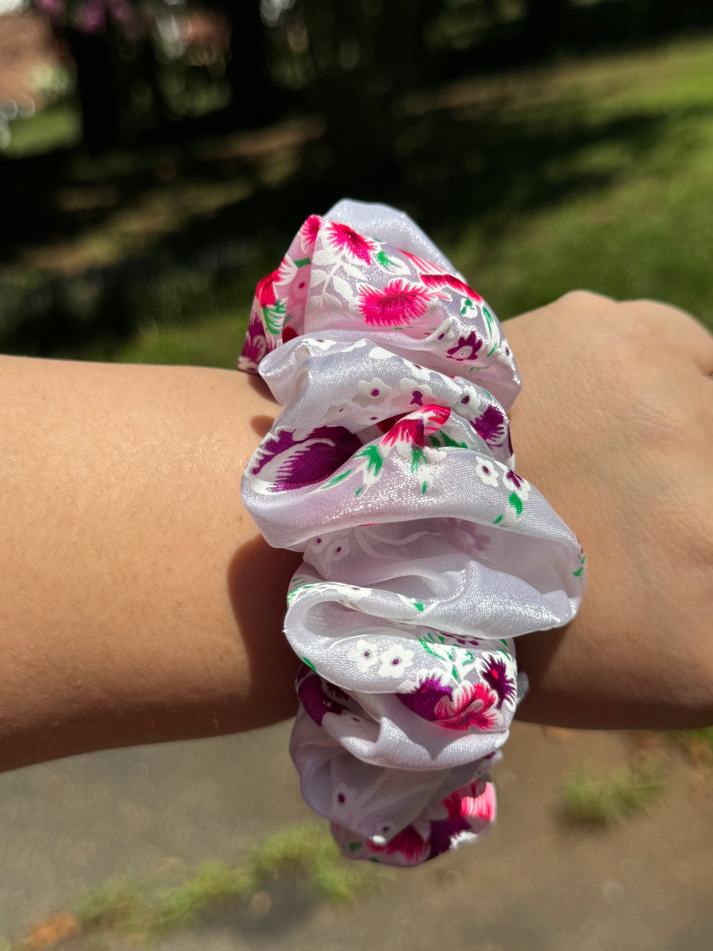 F3 Cherry Blossom Lis Loos Scrunchie Set